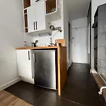 Cosy Studio With Balcony In Paris